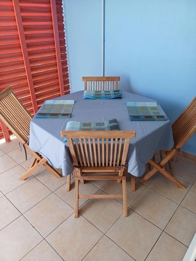 Appartement F2 Avec Piscine Saint-Andre Ngoại thất bức ảnh